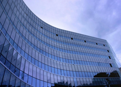 Architectural glass trends 2025 shaping Punjab’s modern design.