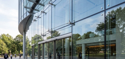 Modern point glass system
