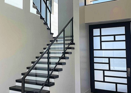 Types of glass railings for staircases